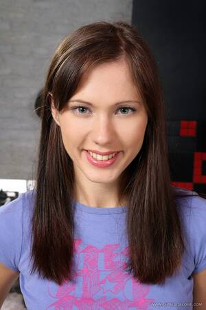 Aspen Richardsen Porn Star - Free Porn Pics of Beautiful teen Aspen Richardsen stripping and dildoing  her asshole - MyPornstarBook.net