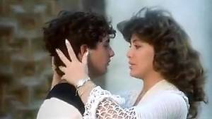 Aunty Orgy - Vintage Aunty stripping for Neighbour