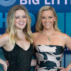 naked reese witherspoon handjob - Reese Witherspoon 'feels young' when people confuse her for 22-year-old  daughter - Daily Star