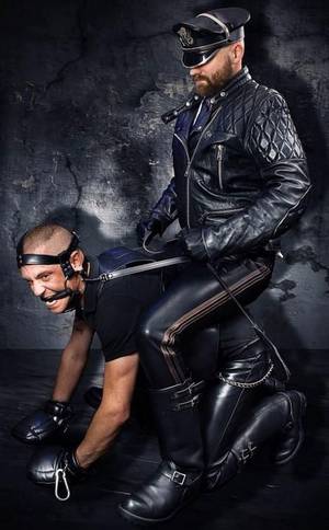 Latex Christmas Bondage Porn - do-not-open-til-christmas: Now turn around and take me back to the kitchen.