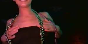 mardi gras cartoon babe naked - mardi gras girl gets naked - Tnaflix.com