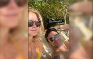 candid beach sex partypics - Kelly Ripa, Mark Consuelos Relax On The Beach Before Cohosting 'Live!'
