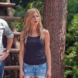 Jennifer Aniston Leaked Nude Celebrity Porn - Trailer for 'Wanderlust' Starring Jen Aniston Scrubbed of Much Hyped  Girl/Girl Action