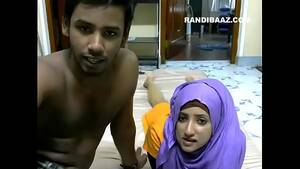 hijab on webcam couple sex - muslim indian couple Riyazeth n Rizna private Show 3 - XVIDEOS.COM