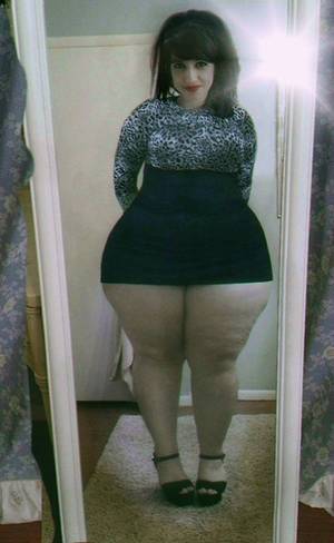 Hips Legs Porn - WIDE BIG HIPS TOO