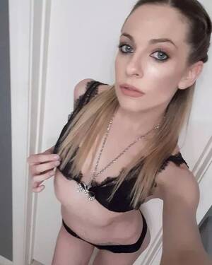 Missy Porn Star Dead - Porn star Dahlia Sky found dead aged 31 with gunshot wound while battling  terminal cancer - Daily Record