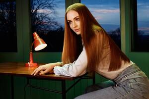 Famke Janssen Cartoon Porn - Stark contrast: teen actress Sophie Turner