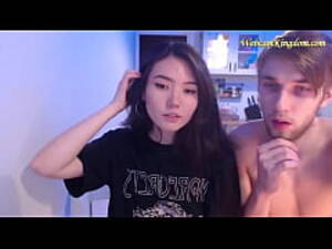 asian teen white guy - Petite Asian Teen Chilling With White Guy On Webcam - xxx Videos Porno  MÃ³viles & PelÃ­culas - iPornTV.Net
