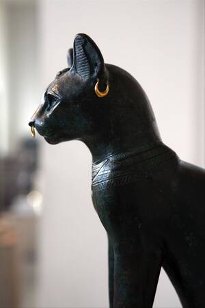 Bastet Goddess Porn - Goddess Bastet, Gayer-Anderson Cat. Late Period, ca. 664-332 BCE  [1280x1920] : r/ArtefactPorn