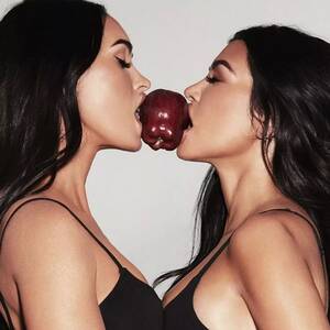 megan fox real lesbian porn - Kourtney Kardashian and Megan Fox go topless for SKIMS but fans spot  'photoshop fail' - Mirror Online