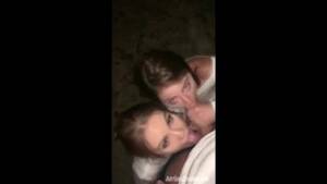 double blowjob clip - Cum hungry sluts giving a sloppy Double Blowjob - Videos Porno Gratis -  YouPorn