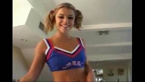 horny cheerleader - Horny cheerleader fucked - XVIDEOS.COM