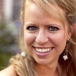 Blackstone And Nikki Bella Porn Star - Sarah Darlington, a New Adult and contemporary romance author, lives in  Virginia with her husband and two children. Best known for her Kill Devil  Hills ...