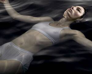 jessica biel puffy nipples - Jessica Biel Wet Nipples Photo Shoot