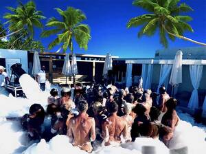 naked swinger beach party - Detailed review of Venus Star Resort for swingers in Gran Canaria