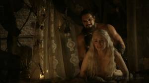 emilia clarke game of thrones - Emilia Clarke Sex Scene In Game Of Thrones!