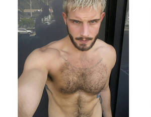 Niko Male Porn Actor - Las mejores fotos del actor Nico Tortorella desnudo