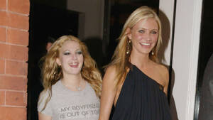 Drew Barrymore Cameron Diaz Eating Pussy - Cameron Diaz: Drew Barrymore Lesbian Rumors Make Me Want to Vomit