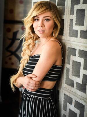 jennette mccurdy naked boobs - iCarly's Jennette McCurdy on Her Painful Battle with Anorexia and Bulimia