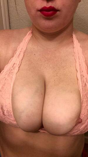 38d Porn - 36 h in a 38d Porn Pic - EPORNER