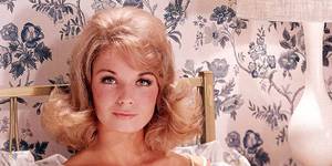 famous sex novels - 15 Best Erotic Novels - Add These Sexy Erotic Books to Your Bedtime Reading  List