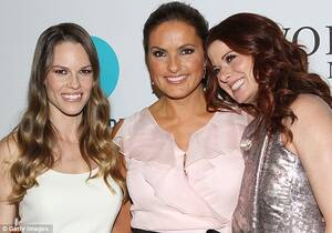 Mariska Hargitay Porn - Law and Order star Mariska Hargitay and comic author Ali Wentworth kiss  passionately on red carpet | Daily Mail Online