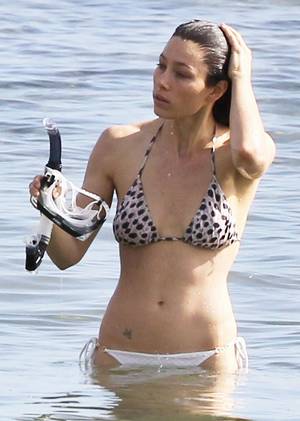 jessica biel nude beach - beach nude Jessica pussy biel