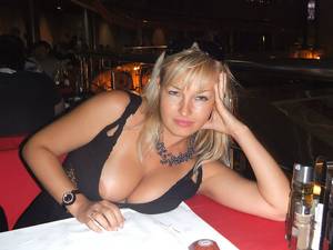 chubby wife nude in public - Wife nudity on public in resturant