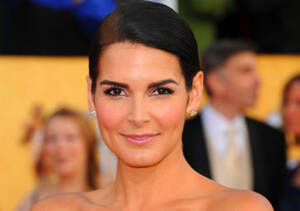 Angie Harmon Porn - Cranky Beauty Pants: SAG Awards Beauty 2011 - Beautygeeks