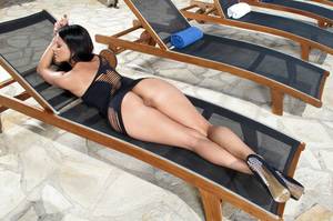 ass legs high heels - Wallpaper Resolution: 2560 x 1700