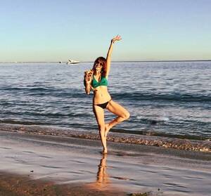 Amy Teegarden Sexy - Aimee Teegarden's Hot Shots