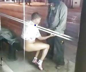 city voyeur - Homeless man getting head in down town Baltimore City