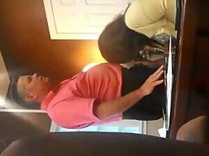 Hidden Cam Blowjob At Work - Boss films a blowjob with a hidden cam - Voyeur Videos