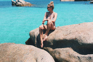 corsica beach topless - TRAVEL DIARY CORSICA - Mirjam Flatau