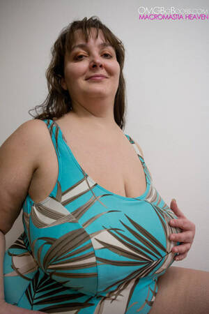 bbw mature big saggy tits - BBW Charlotte teasing with her soft saggy breasts - MatureKingdom.com