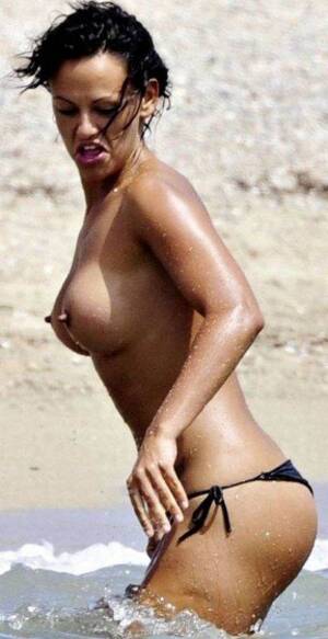 erect nipples in beach - Nereida Gallardo topless wet hard nipples at the beach! Â· Pandesia World