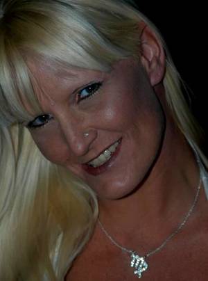 erica moore - File:Erica Moore at Porn Star Karaoke 20050412 1.JPG