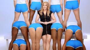 Amy Schumer Ass Porn - Amy Schumer Raunchiest Sketches - Thrillist