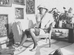 1930s Granny Porn - Vintage Granny Striptease Old Retro Porn - NonkTube.com