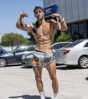 Gym Jock Porn - HOT* str8 gym jock baited! - ThisVid.com em inglÃªs