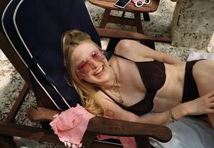Elle Fanning Porn Galleries - Dakota Fanning Bikini Pictures: See Swimsuit Photos