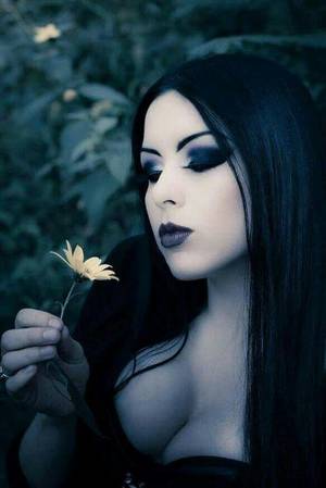 Gothic Beauty Porn - The dark, beautiful and sometimes mysterious. I dont do porn and I dont do  gore, although you might find the occasional nude or a little blood.