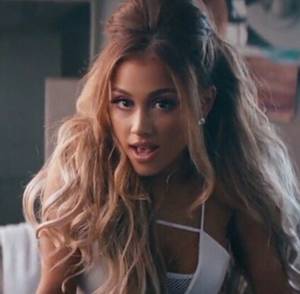 Ariana Grande Porn Captions Bdsm - ARIANA GRANDE AND NICKI MINAJ SIDE TO SIDE #KIMILOVEE #THEWIFE PLEASE DON'T