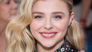 Chloe Moretz Porn - ChloÃ« Grace Moretz Defends Reaction to Kim Kardashian's Selfie | Teen Vogue