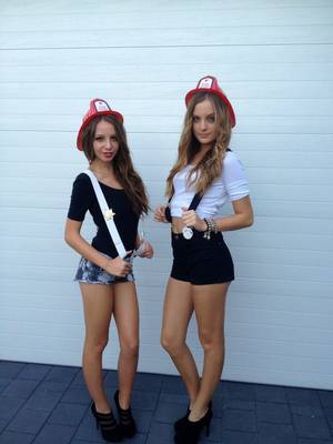 Halloween Costume Chola Porn - The Sexiest ðŸ˜˜ Halloween Costumes to Show off Your Bod ðŸ‘™ .