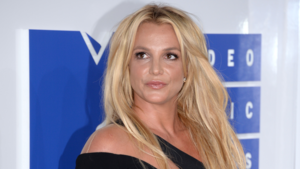 double fisting britney spears - Britney Spears' 5 Biggest Revelations From 'The Woman in Me'
