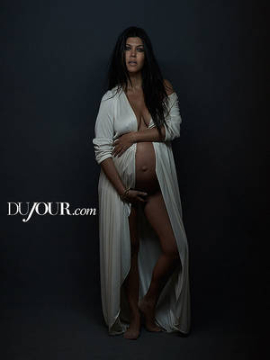 naked standing pregnant lady - Kourtney Kardashian Nude DuJour