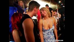 club chick - Club chicks fuck in public - XVIDEOS.COM