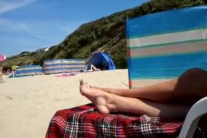 beach girls voyeur soles - Lucky voyeur spying sexy lady with high arches at the local beach - Feet9
