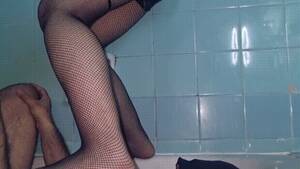 fully clothed pissing pregnant - GIFs Porno Pregnant Piss | Pornhub